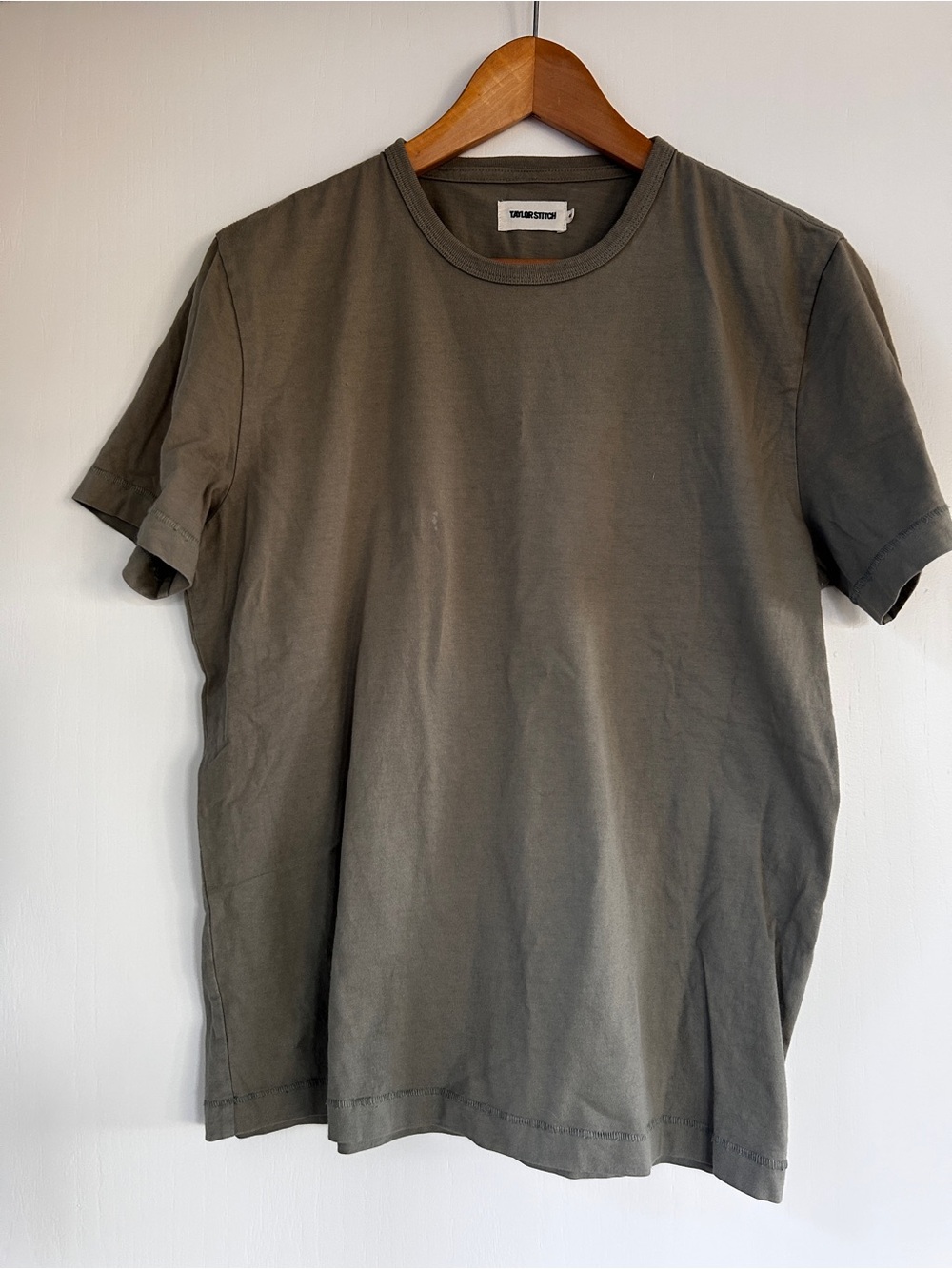 Taylor Stitch Men's Short Sleeve Crew Tee in Olive Drab